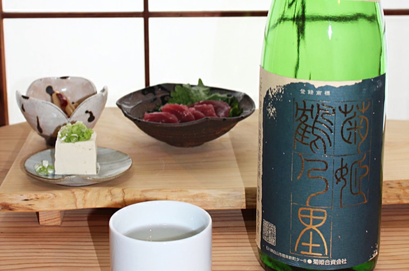 菊姫『鶴乃里』は山廃仕込み純米酒。送料無料でお得に飲みたい